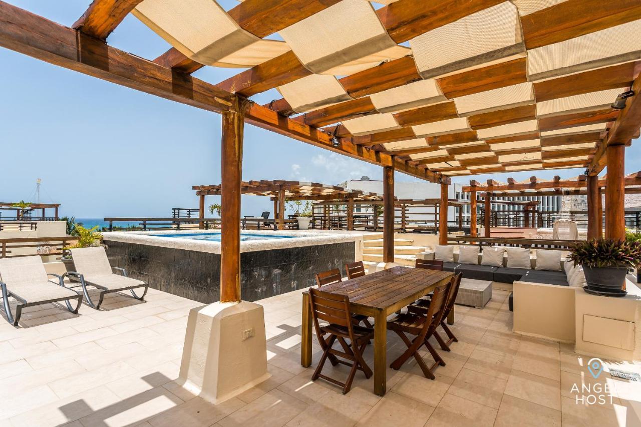 Magnificent Oceanview Rooftop Lounge With Plunge Pool Holiday home